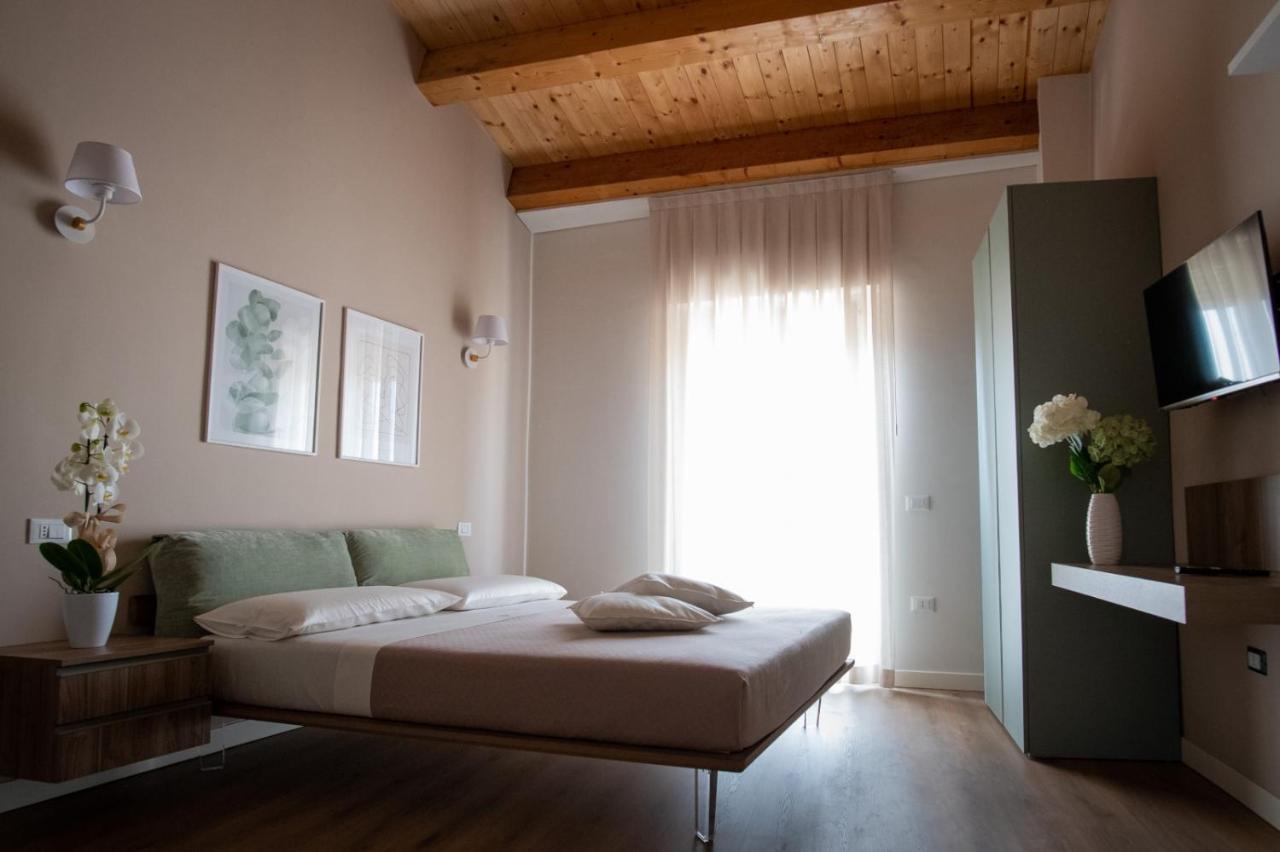 Dimora Donna Dora - Albergo Diffuso San Martino in Pensilis Exteriér fotografie