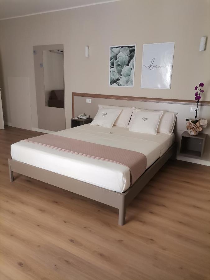 Dimora Donna Dora - Albergo Diffuso San Martino in Pensilis Exteriér fotografie