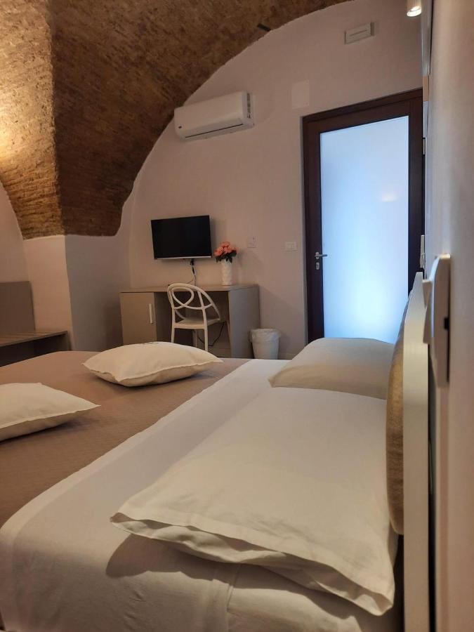 Dimora Donna Dora - Albergo Diffuso San Martino in Pensilis Exteriér fotografie